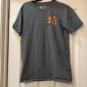 Dutch Bros gray T-shirt